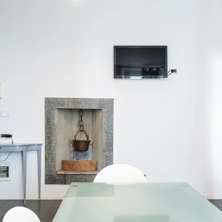 Spacious Onebedroom Navigli - Mirable Pm Apartment Milan